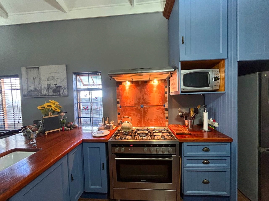 6 Bedroom Property for Sale in Parys Free State